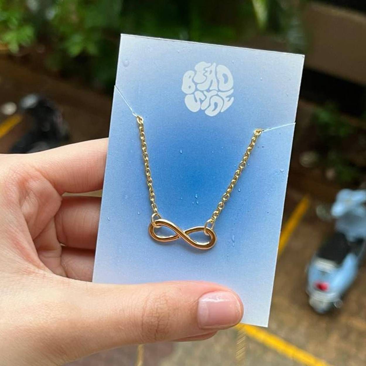 Infinity Necklace Gold